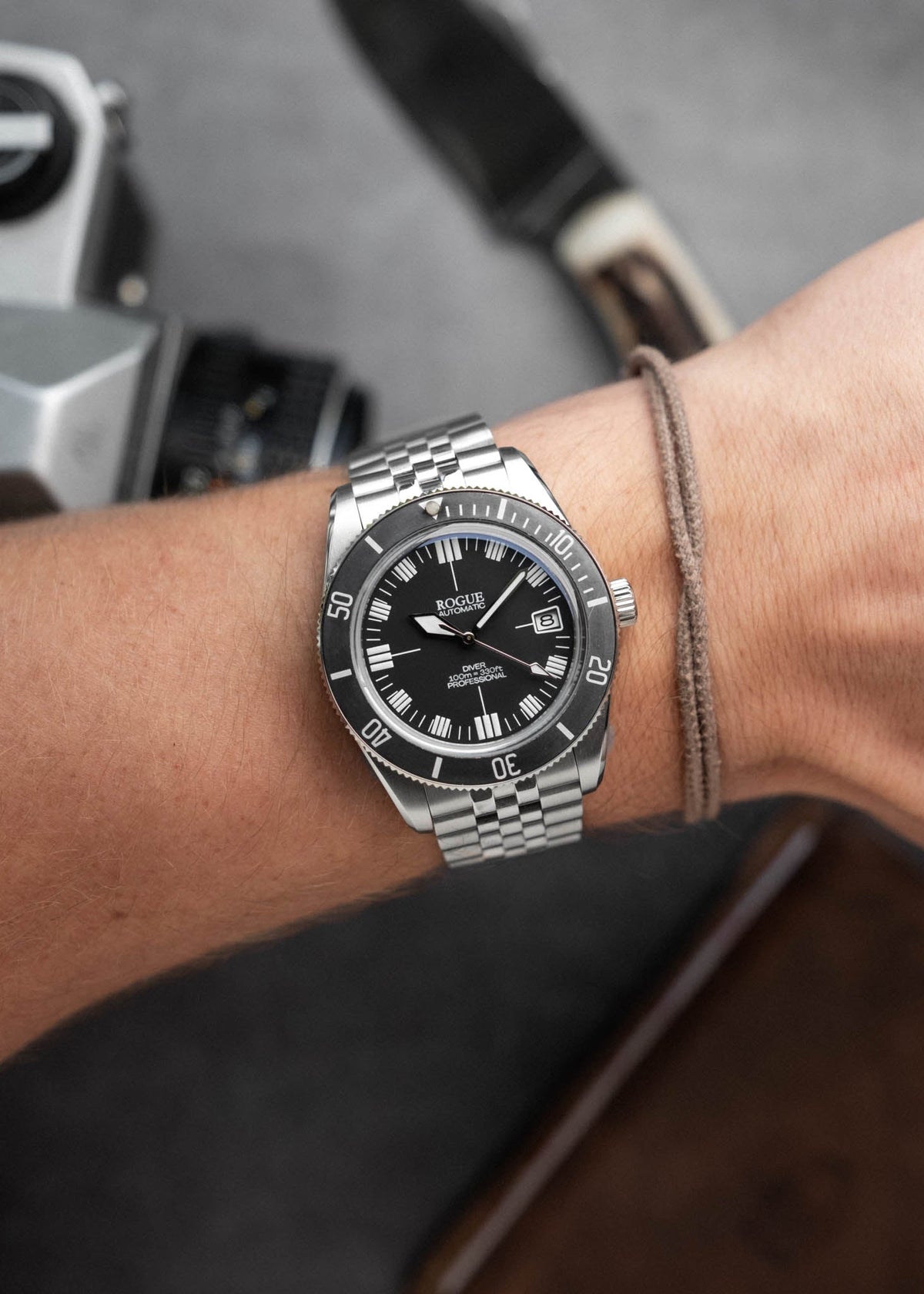 GHOST 38 DIVER