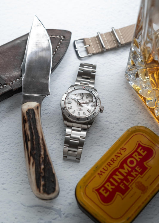 WHITE DIVER TEXTURE DIAL
