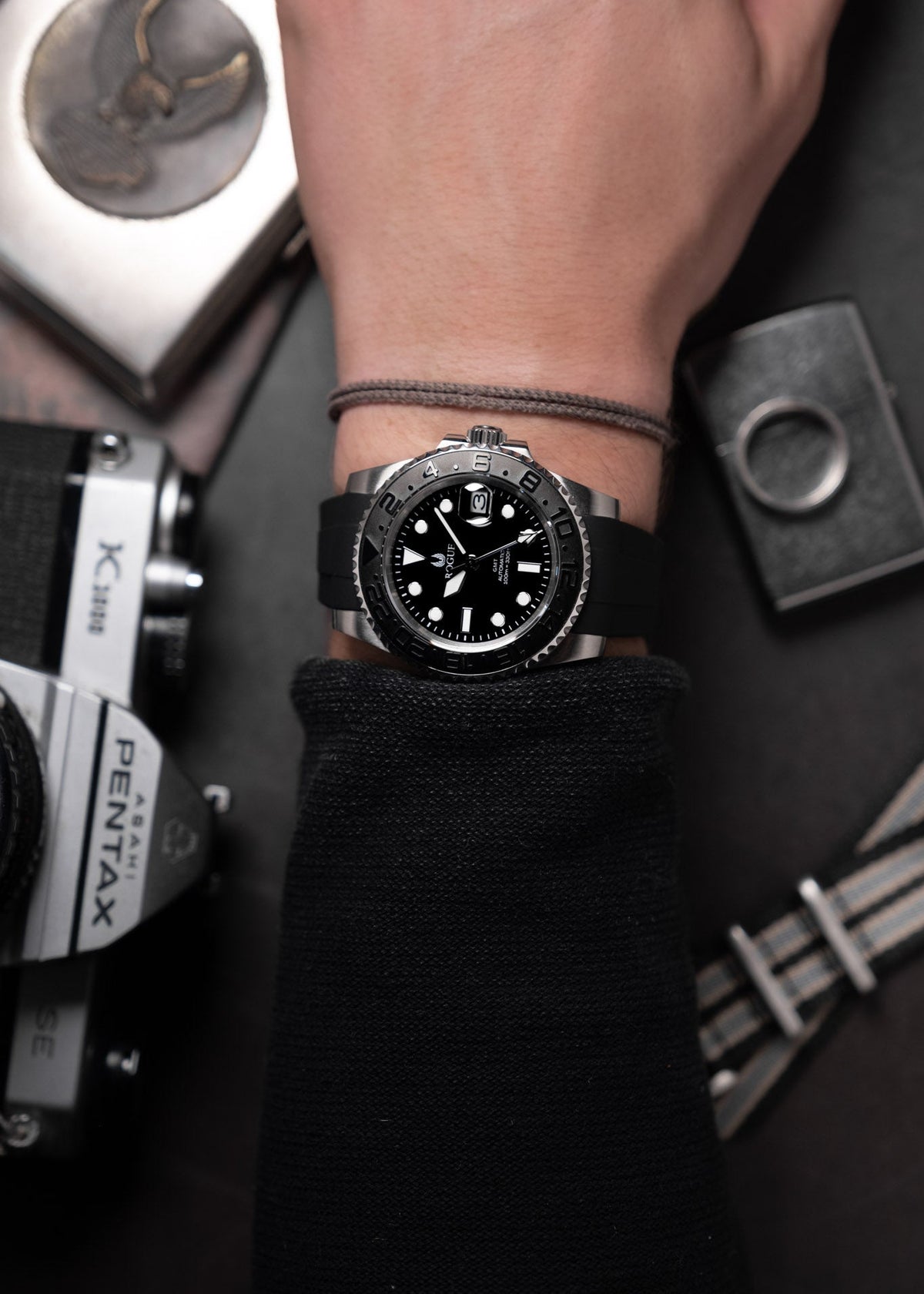 MATTE BLACK GMT