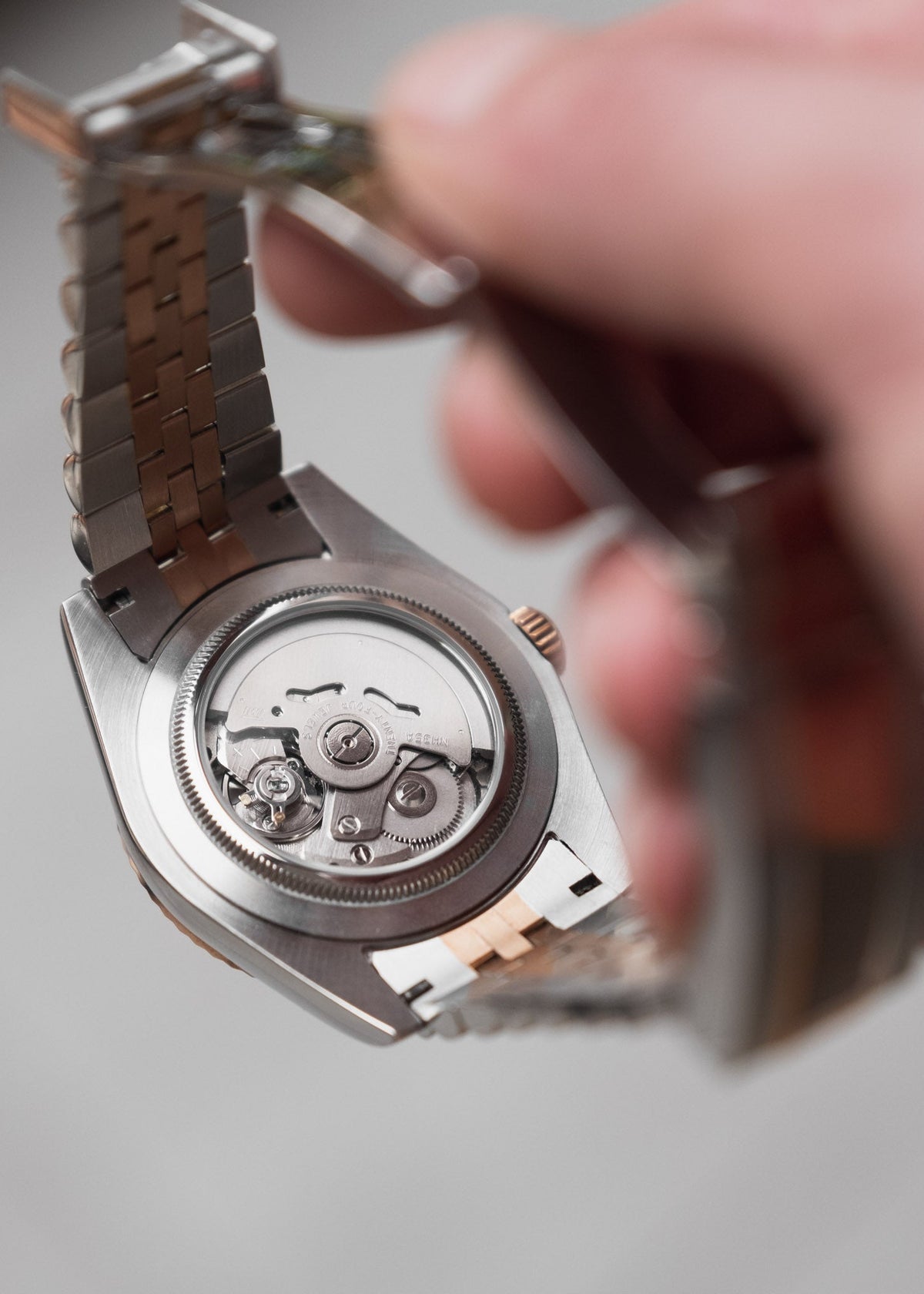 CHOCOLATE TWO TONE CLASSIC DATE