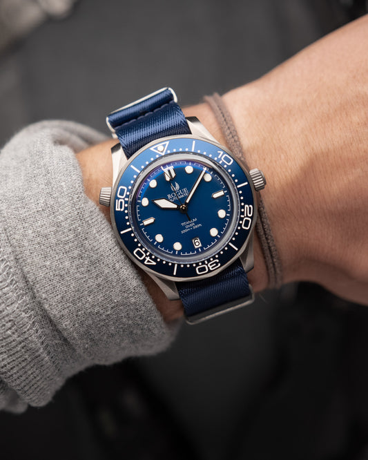 BLUE TITANIUM DIVER
