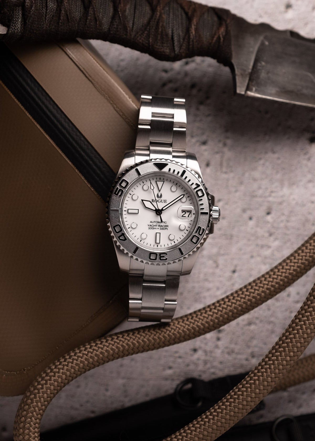WHITE YACHT RACER