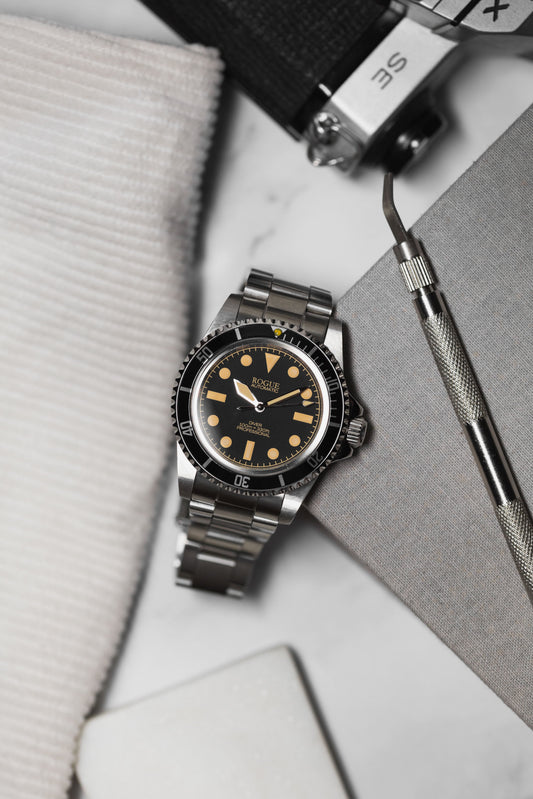 BLACK VINTAGE DIVER