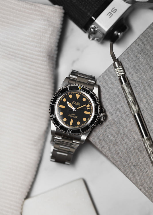 BLACK VINTAGE DIVER