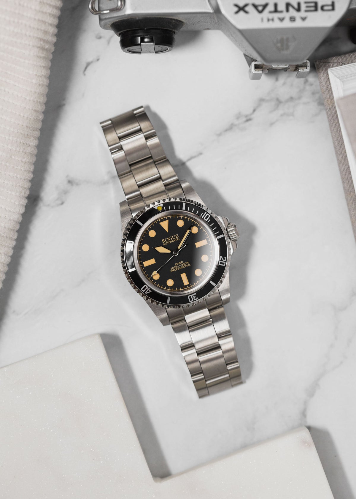BLACK VINTAGE DIVER