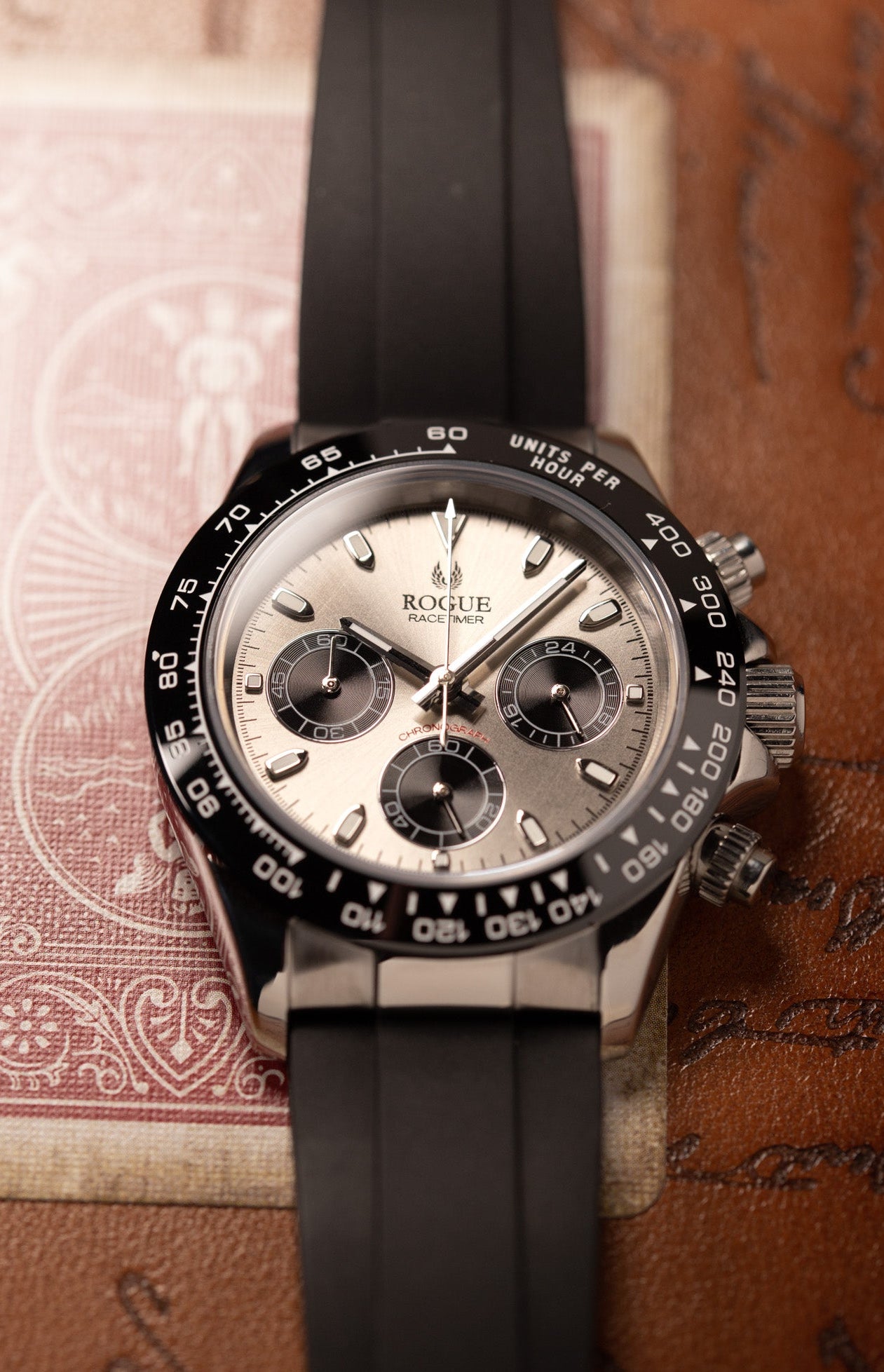 BLACK / SILVER RACETIMER
