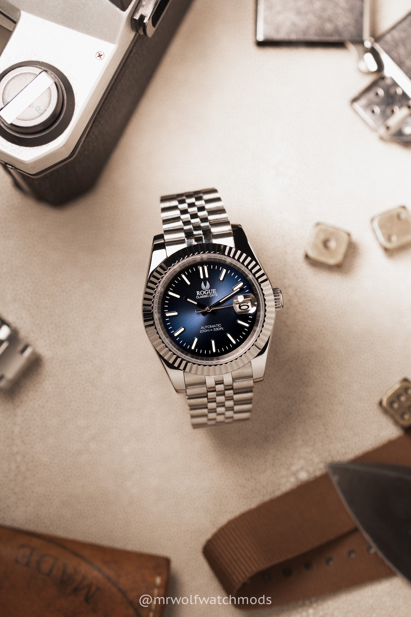BLUE CLASSIC DATE