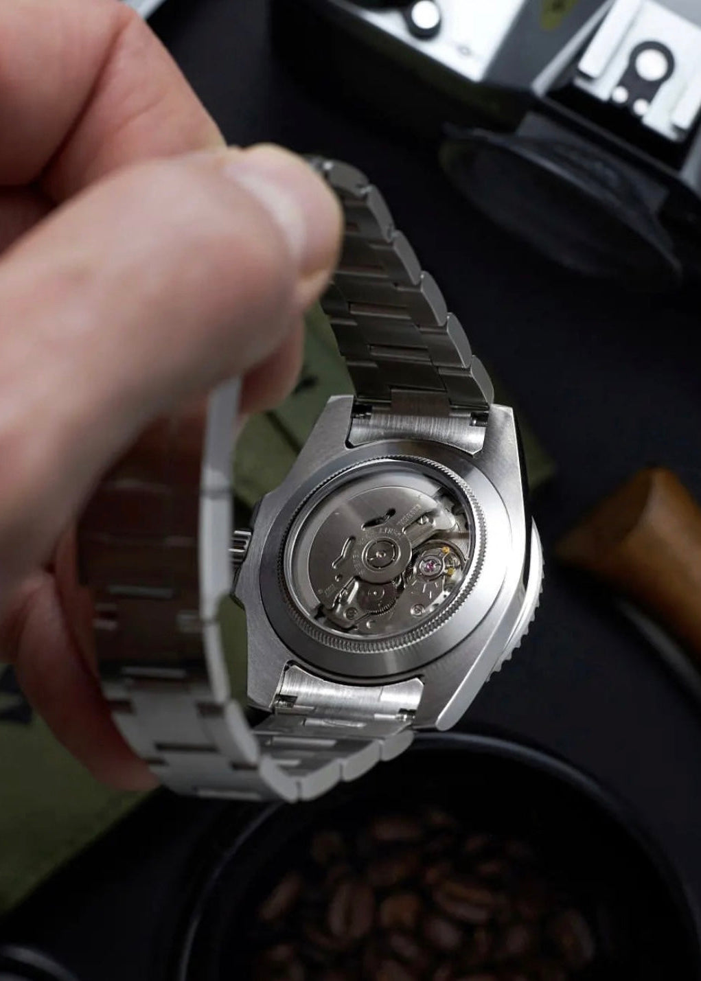 SILVER YACHT RACER