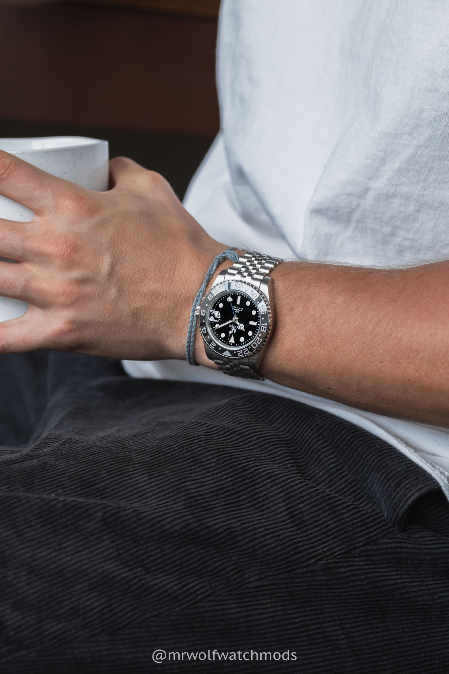 DARK KNIGHT / BRUCE WAYNE  GMT
