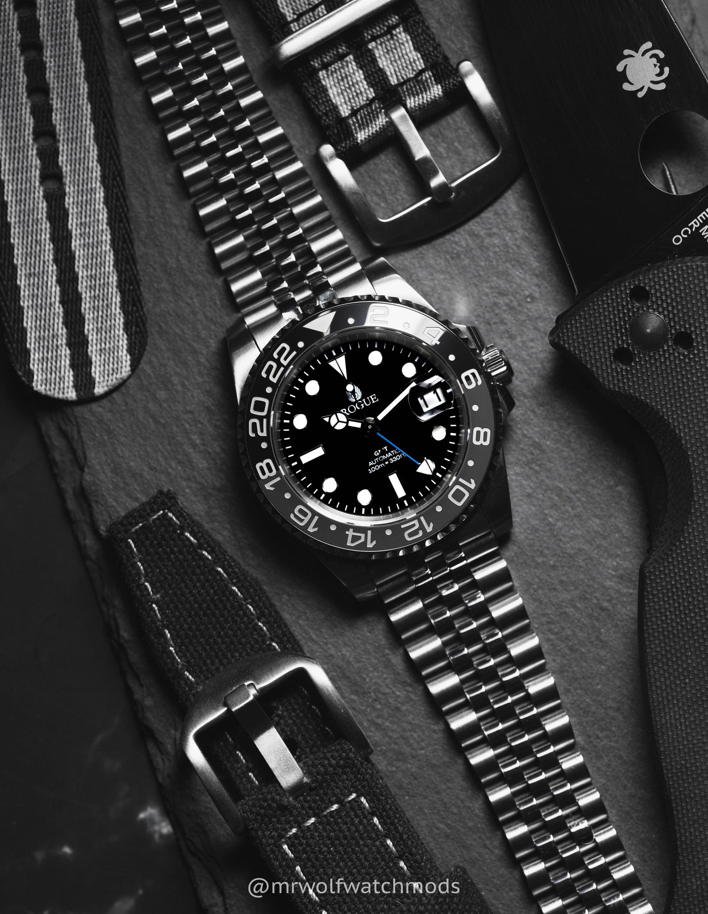 DARK KNIGHT / BRUCE WAYNE  GMT